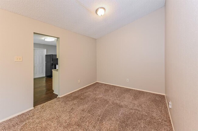 Building Photo - 6316 Porterway Dr