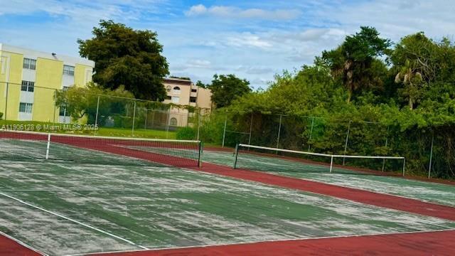 Building Photo - 10865 SW 112th Ave