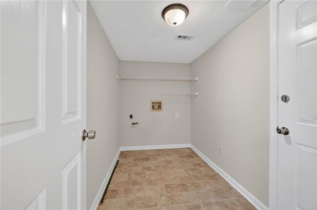 Building Photo - 12110 Greenmont Walk
