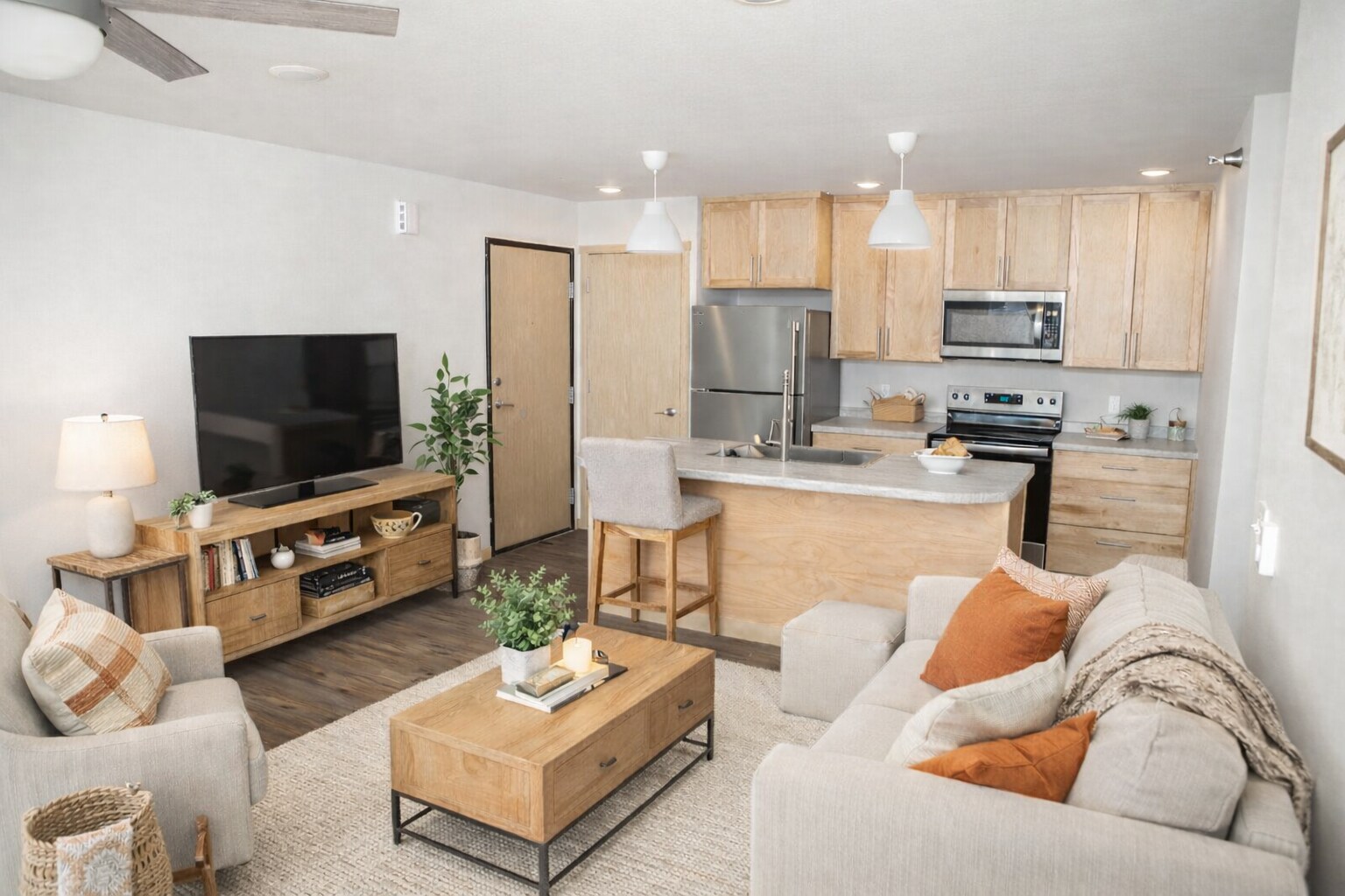 Building Photo - 415 Century Pl