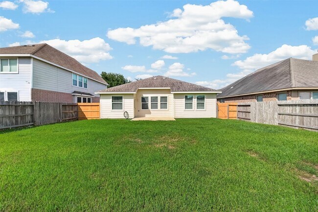 Building Photo - 9118 Cavalier Ln