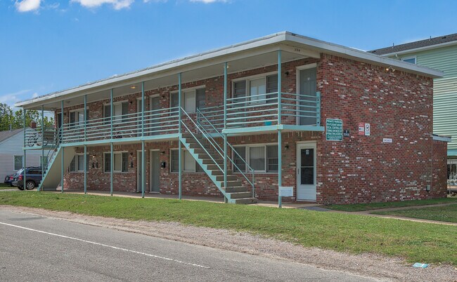 East Beach Apartments - Norfolk Va Apartment Finder
