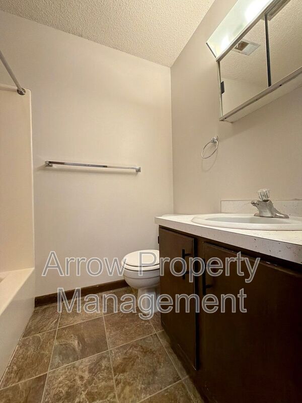 Building Photo - 1820 F St