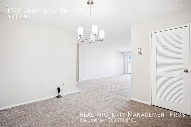 Building Photo - 1300 Army Navy Dr