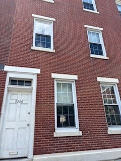 Building Photo - 2226 Christian St