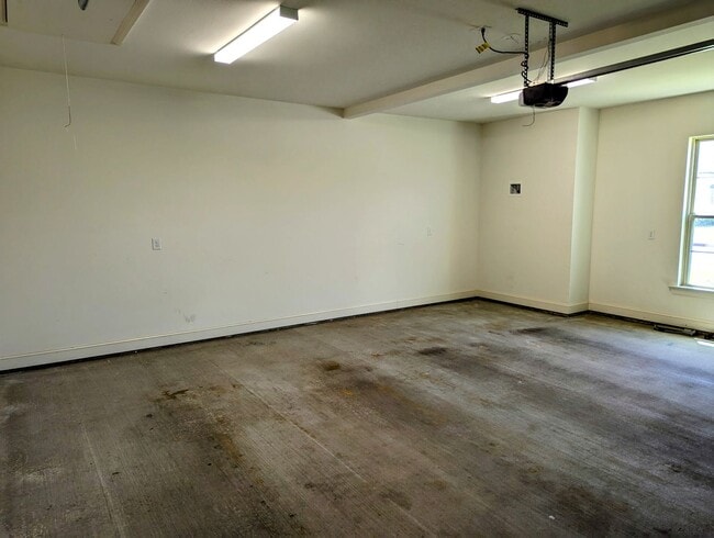 Building Photo - Gorgeous Home, Great location!!!