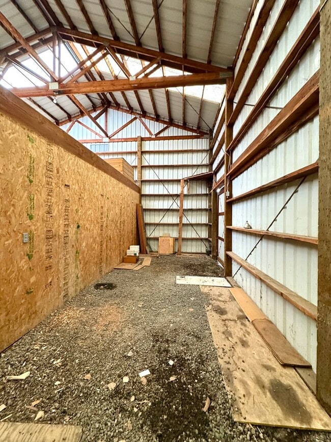 Building Photo - 333 SW 35th St