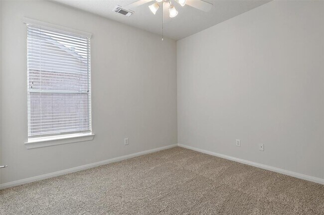 Building Photo - 2126 Fortuna Bella Dr