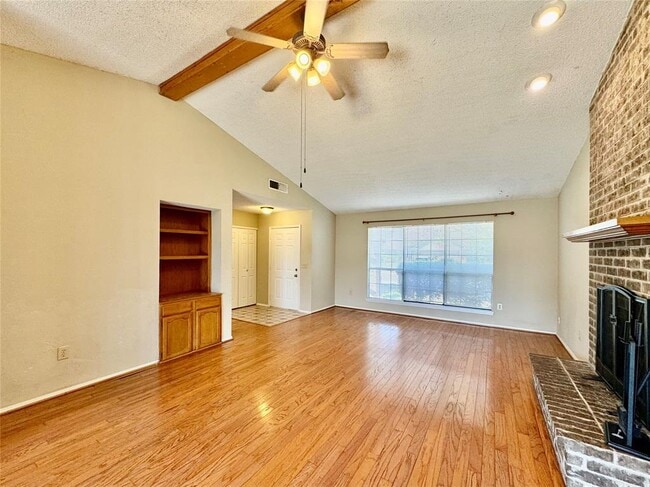 Building Photo - 6300 Westlane