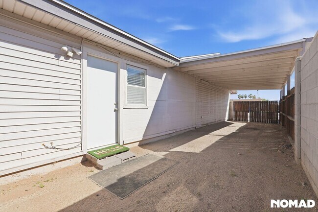 Building Photo - Charming 4BR House in Phoenix