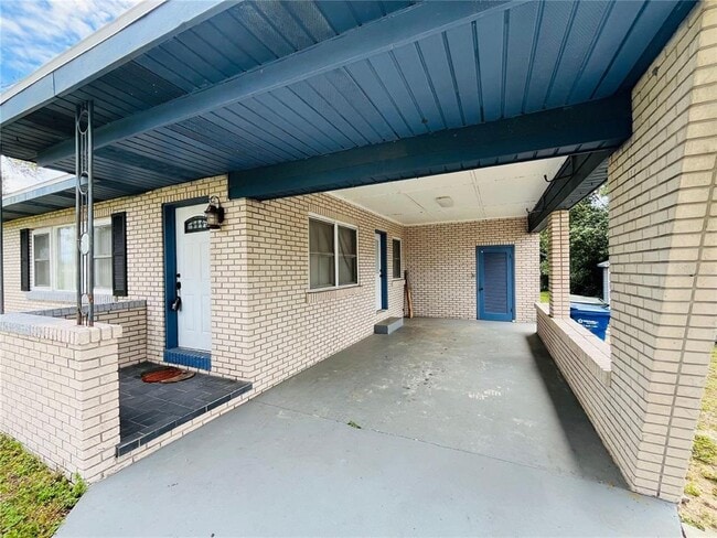 Building Photo - 260 W Interlachen St