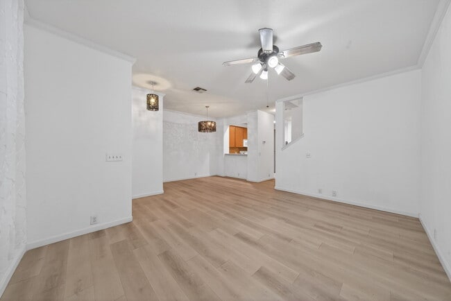 Building Photo - 2642 Grayson Way