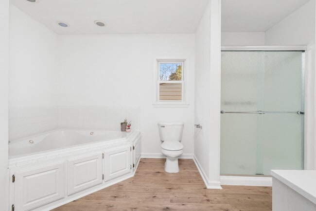 Building Photo - 509 Frank Ln