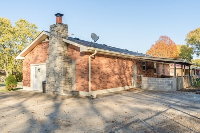 Building Photo - 106 Bluewater Dr