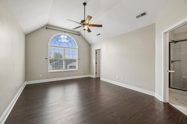 Building Photo - 275 Crusaw Dr