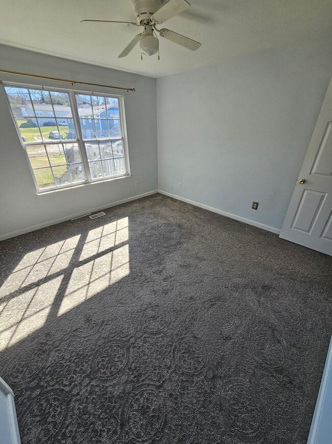 Building Photo - 4426 High School Rd