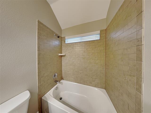 Building Photo - 496 Oak Hills Ln