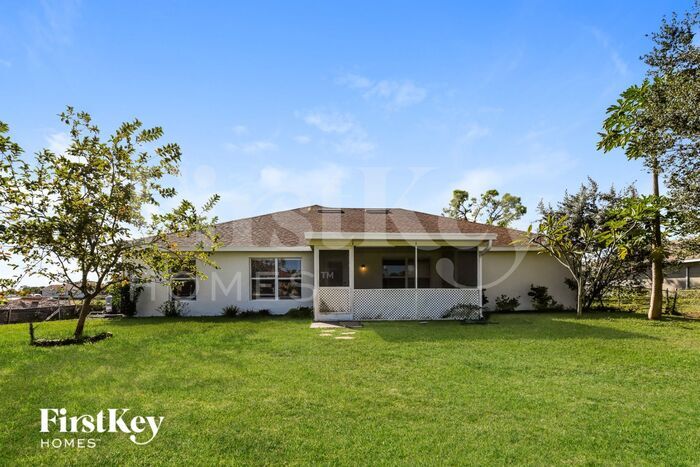 Building Photo - 1629 N Gator Cir