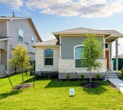 Building Photo - Spacious 4-Bedroom, 2-Bathroom Single Family Home in Austin!