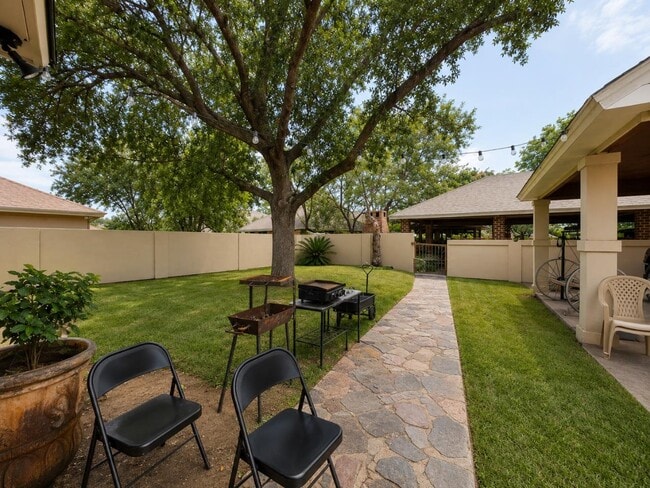 Building Photo - 10126 Truchas Rd