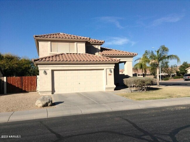 Building Photo - 1266 W Kingbird Dr