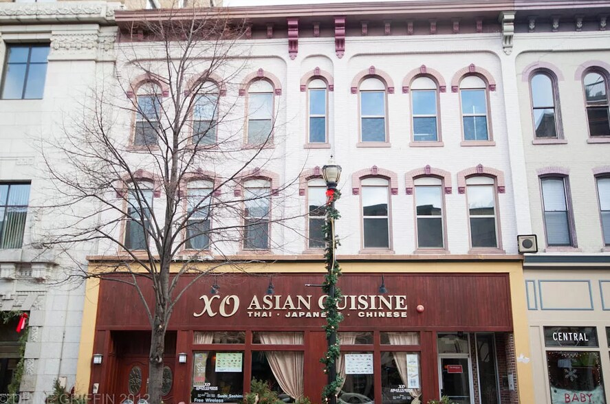 Primary Photo - 56 Monroe Center St NW