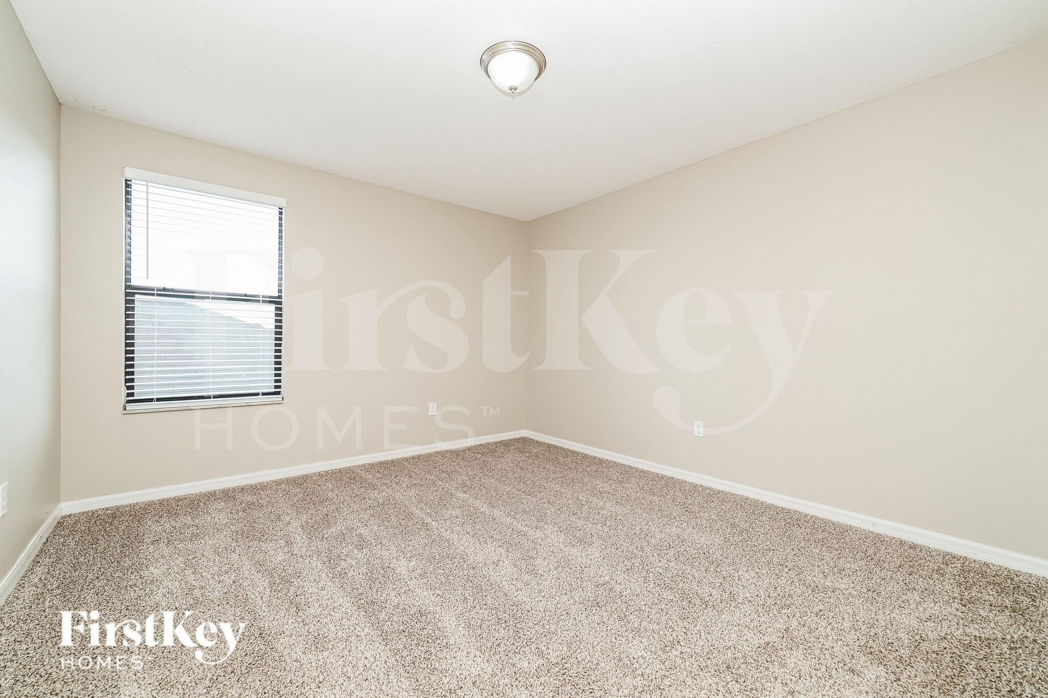Building Photo - 9632 Sage Creek Dr
