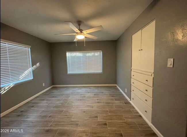 Building Photo - 68 S Ashland