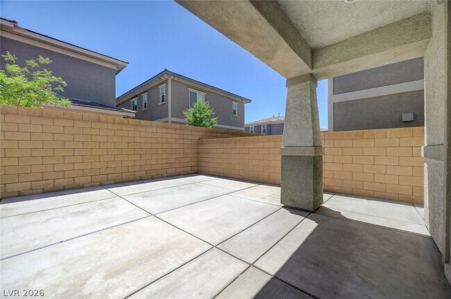 Building Photo - 185 Lilt Ave