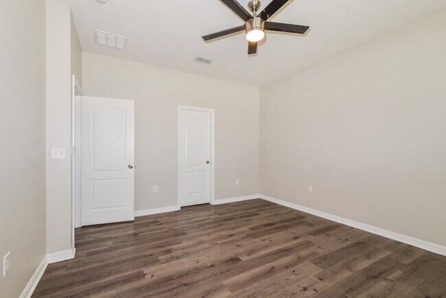 Building Photo - 4543 Baler Trails Dr