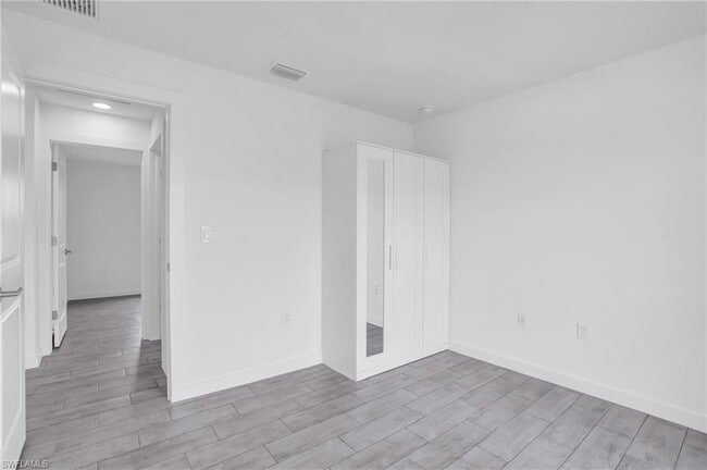 Building Photo - 2812 15th St SW