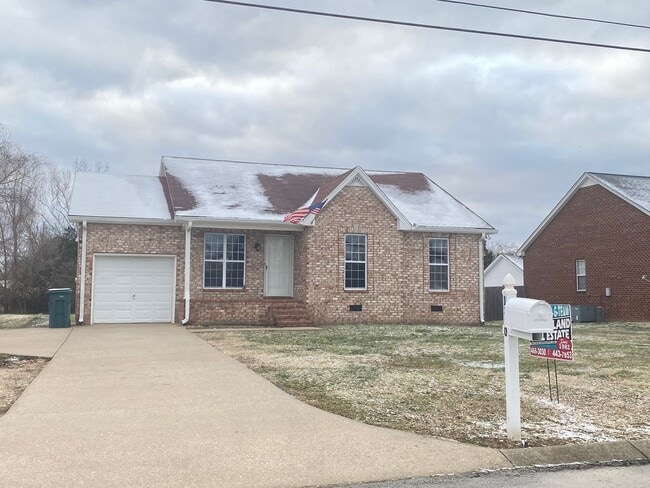Building Photo - G TEAM - FOR LEASE - 3 BED, 2 BATH, 1200sq...