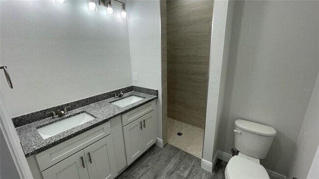 Building Photo - 4949 Ives Ave