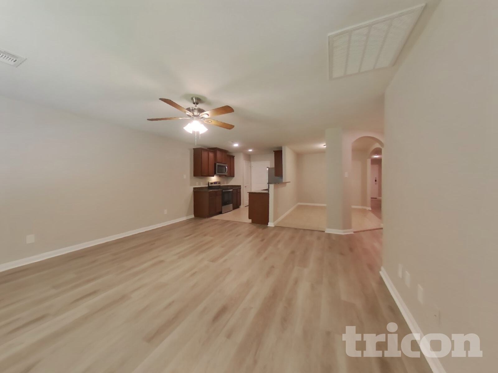 Building Photo - 27016 Leonardo Dr