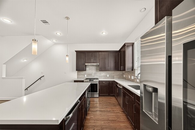 Building Photo - 1735 Eado Point Ln