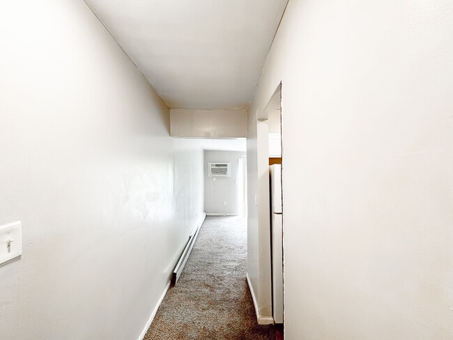 Building Photo - Fenkell Apartments