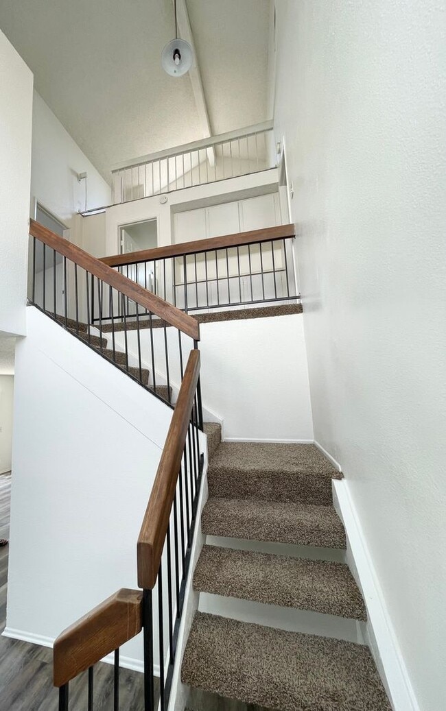 Building Photo - 23461 Challis Ct