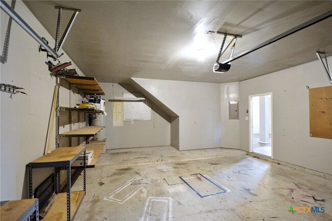 Building Photo - 2065 Dove Crossing Dr