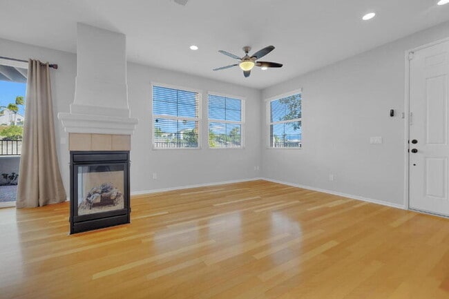 Building Photo - 1423 Caminito Garibay