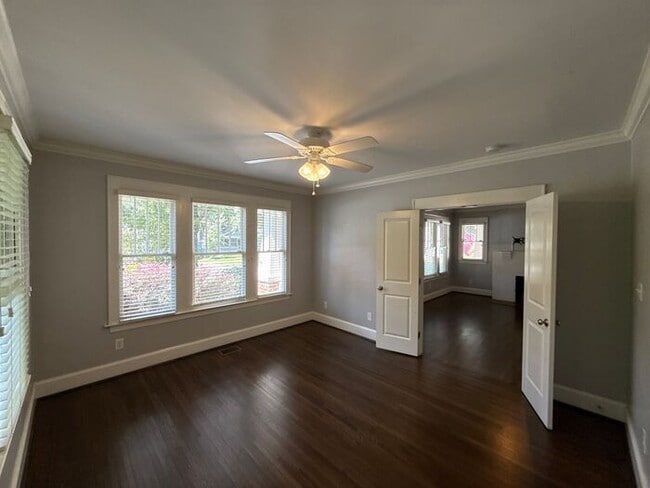 Building Photo - Wesley Heights