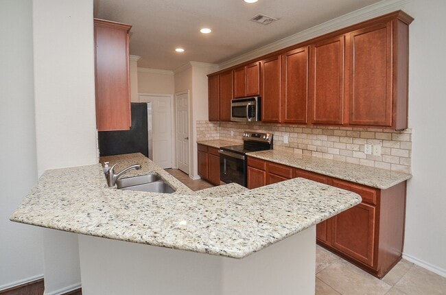 Building Photo - 24542 Folkstone Cir