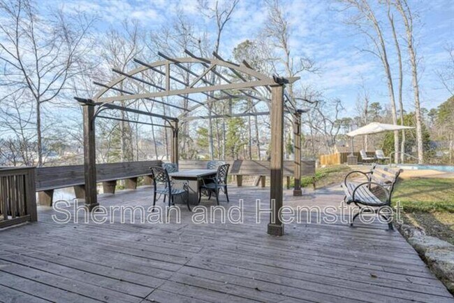 Building Photo - 289 Ashbrook Dr