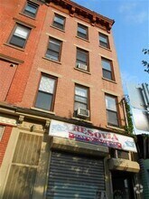 Building Photo - 538 Jersey Ave