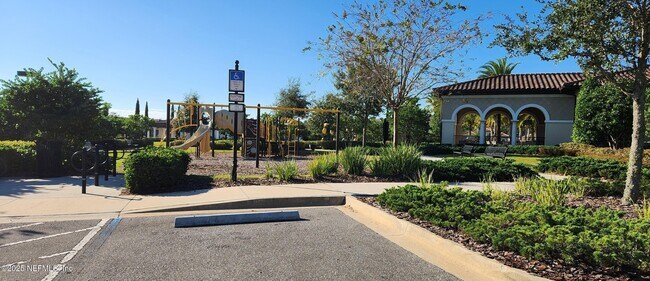 Building Photo - 2711 Tartus Dr