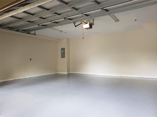 Building Photo - 2460 Grand Central Pkwy