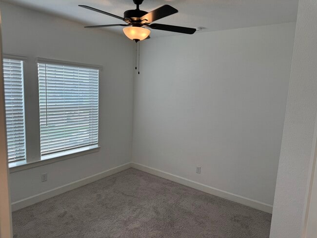 Building Photo - 1508 Rose Willow Wy