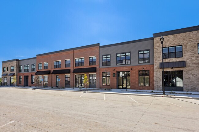 Primary Photo - The Middlebrook Lofts