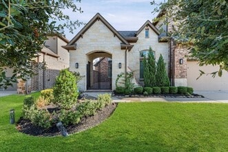 Building Photo - 4315 Laburnam Rd