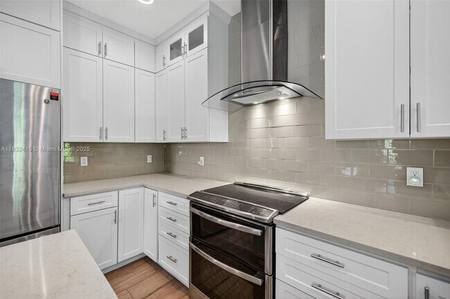 Building Photo - 608 SW 15th St