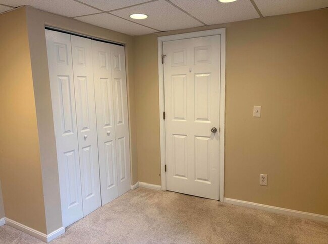 Building Photo - 8610 35th Ave